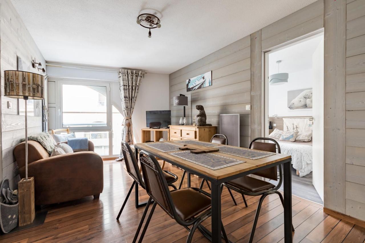 Appartement Centre Ville Wifi Parking Draps Fournis 코트레 외부 사진